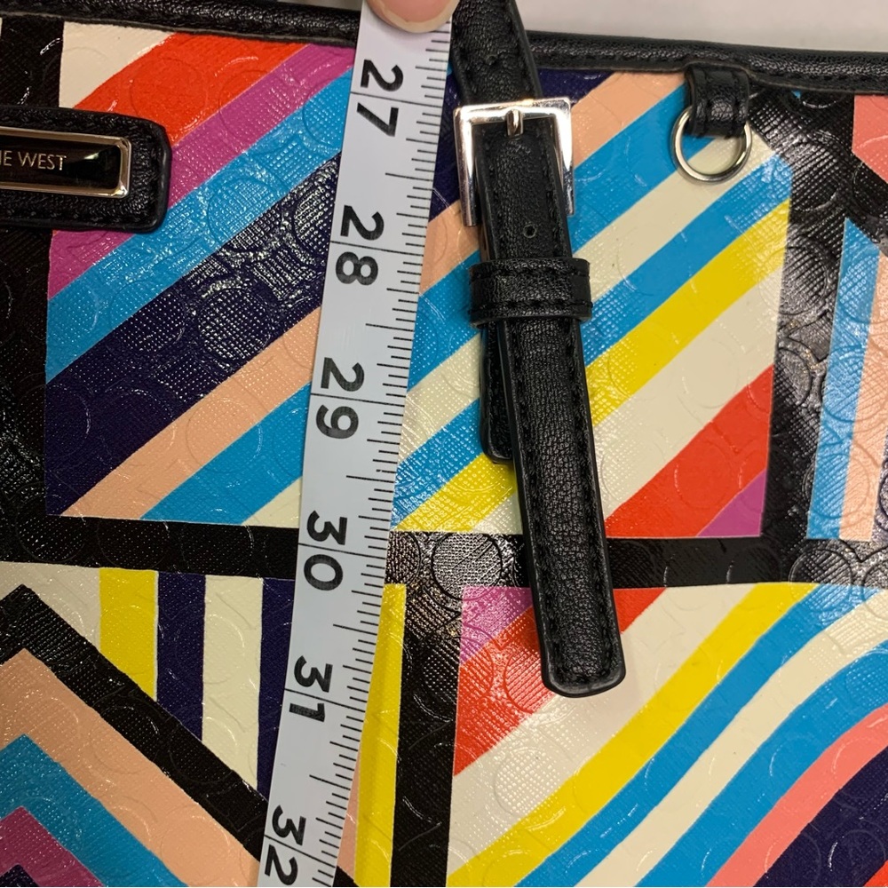 NINE WEST AVE TOTE GEOMETRIC PATTERN MULTI COLORED - Picture 6 of 12